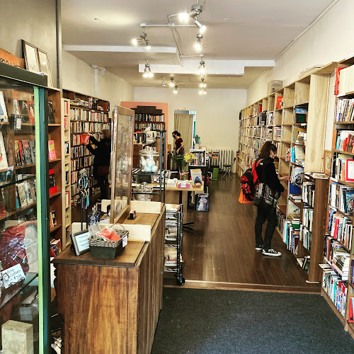 Phoenix Books storefront