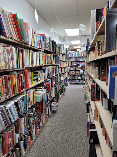 Westgate Books Inc bookstore